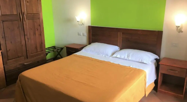 Il Melograno, Book Hotel Nicotera Calabria