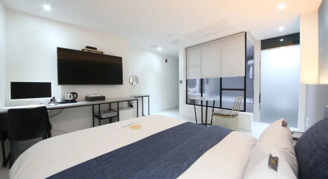 Номер Deluxe 2Night Business Hotel