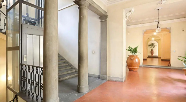 Apt. Ocra - Pauline Suites, Забронировать Отель Флоренция Тоскана, рядом с Площадь Кафедрального собора