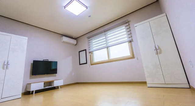 Nanda Pension, Prenota Hotel Boryeong-si Chungcheongnam-Do