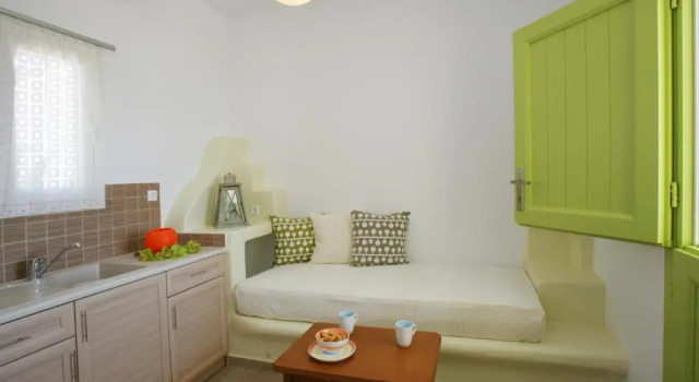 Полулюкс Porto Raphael Residences & Suites