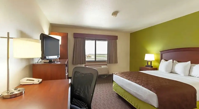 Люкс AmericInn by Wyndham Wahpeton