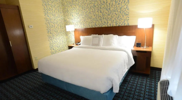 Номер Standard Fairfield Inn & Suites by Marriott Bowling Green