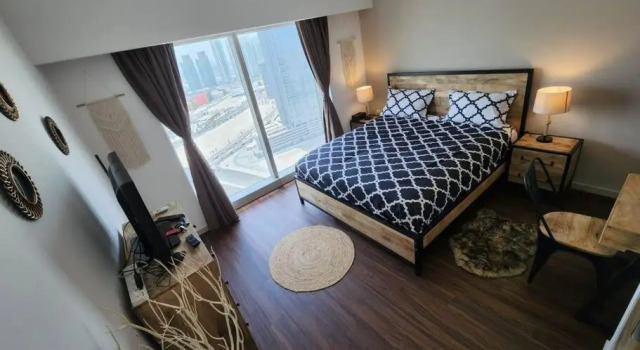Cozy 1BR in Iconic Tower, Забронировать Апартаменты/квартира Отели Абу-Даби с бассейном, рядом с Boutik Mall, Бассейн