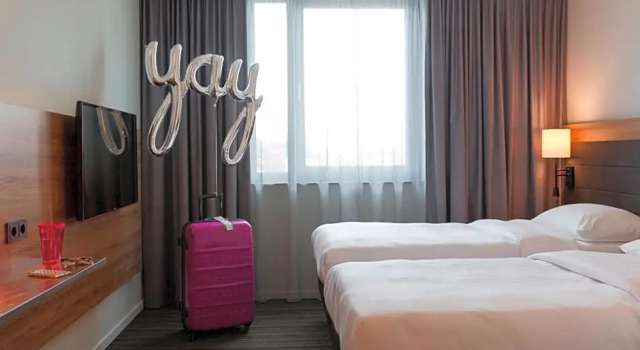 Номер Standard Moxy Stuttgart Airport/Messe