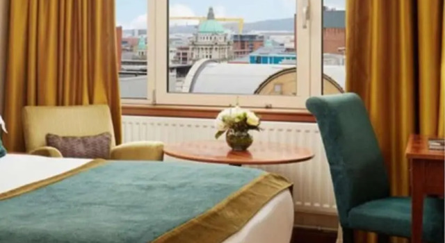 Двухместный полулюкс Europa Hotel