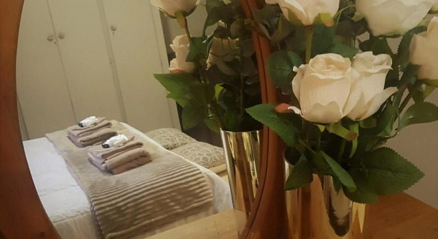 Rubyred Cottage, Забронировать Дом для отпуска Отели Фри-Стейт с парковкой, Парковка