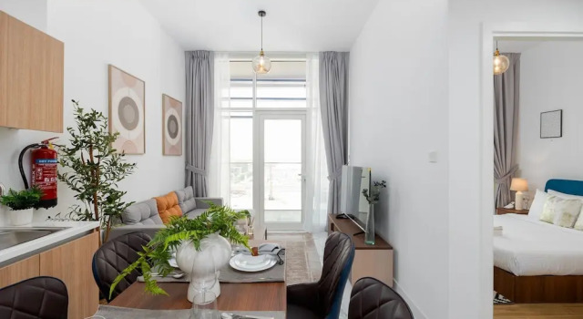 Urban 1BR in Masdar City w Pool View Balcony, Забронировать Апартаменты/квартира Абу-Даби Эмират Абу-Даби, рядом с Masdar Institute of Science and Technology
