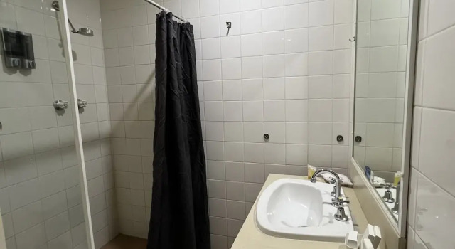 Трёхместный номер Standard Almond Inn Motel