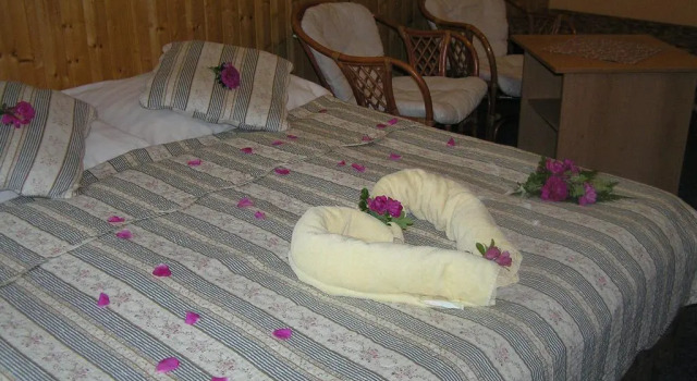 Hotel Atlas, Забронировать Отель Отели Пец под Снежкой с парковкой, Парковка