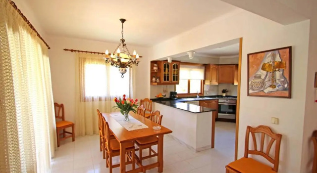Коттедж Villa Capllonch