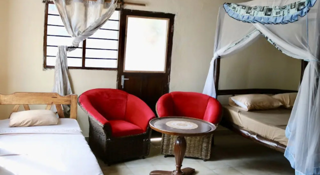 Room-a Wonderful Beach Property in Diani, Book Vacation Home Hotels in Coast Region with Parking, Parking