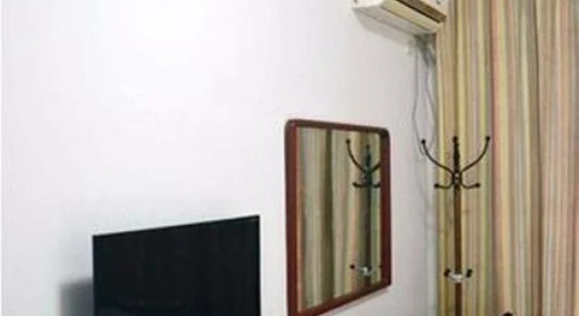 Lianyungang Huaguoshan Hongguang Inn, Book Hotel Hoteller i Lianyungang med parkering, Parkering
