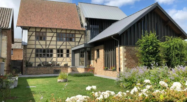 Коттедж с 2 комнатами Hof van Eggertingen Bakhuis
