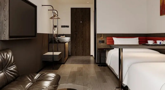 The Signature Hotel Saigon