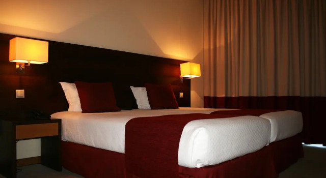 Двухместный номер Standard с балконом BejaParque Hotel