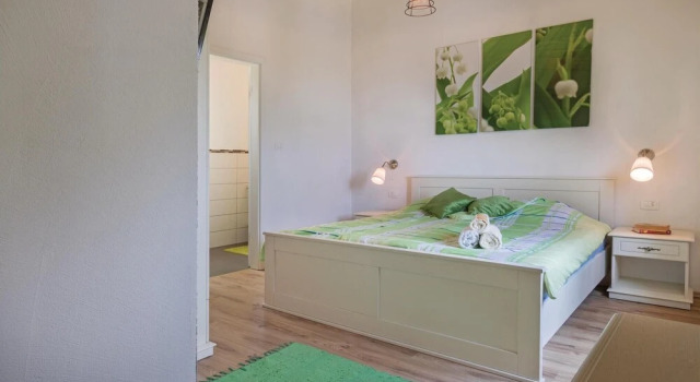 Gorgeous Home In Peruski With Wifi, Prenota Hotel Krnicki Porat Istria