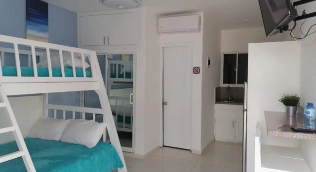 Costa Love Hotel Aeropuerto, Boek Hotel Hotels in Veron met zwembad, Zwembad