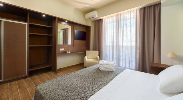 GQ Hotel & Club - Adults Only, Забронировать Отель Отели Родоса 4 звезды, рядом с Стадион «Диагорас», 4*