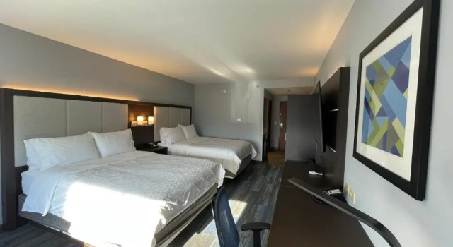 Четырёхместный номер Standard Holiday Inn Express & Suites Columbia - East Elkridge, Jessup an IHG Hotel