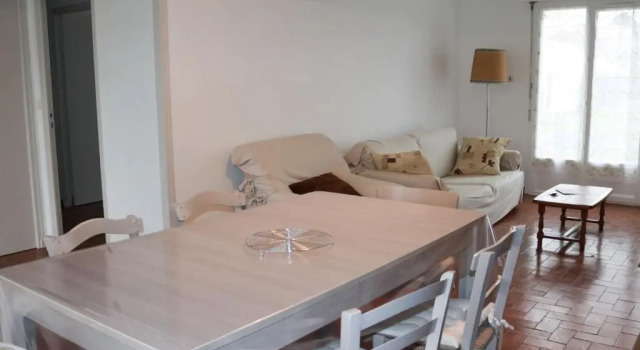 Maison avec Jardin près du Lac de Gastes - 6 pers, Ménage inclus, Idéale Familles - FR-1-319-407, Prenota Hotel Hotel a Aquitania con parcheggio, Parcheggio