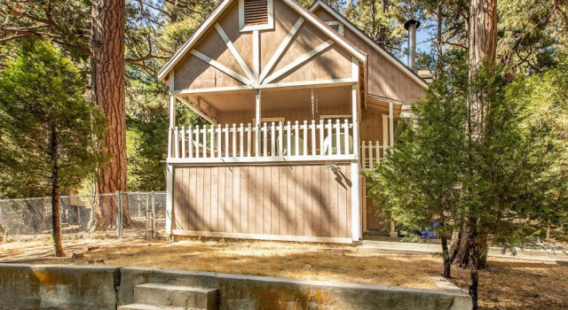 The Cottage - Charming Home 2 Bedrooms 2 Bathrooms Home
