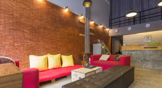 Your Space Hostel Chiangmai, Забронировать Хостел Хостелы Чиангмай, рядом с Chiangmai Ram Hospital, Хостел