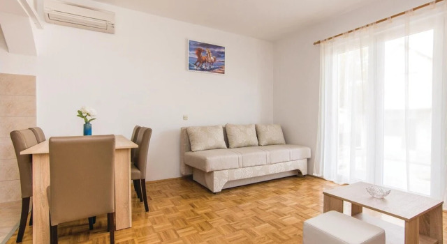Beautiful Apartment in Pridraga With 1 Bedrooms and Wifi, Забронировать Апартаменты/квартира Придрага Задарская жупания