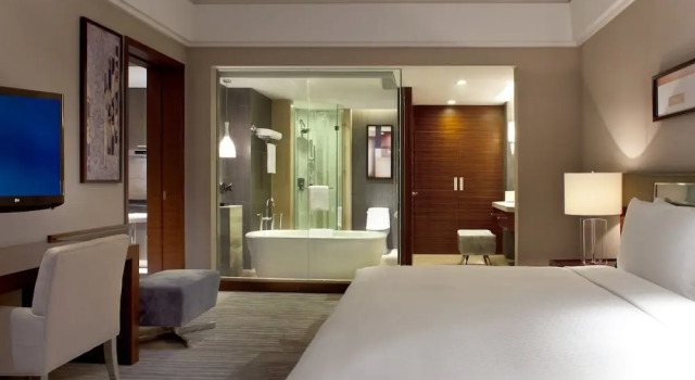 Executivo quarto Four Points by Sheraton Taicang