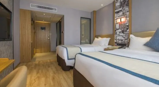 Семейный тент Joynice Hotel (Huangshan Tunxi Old Street,Xin'an Riverside)