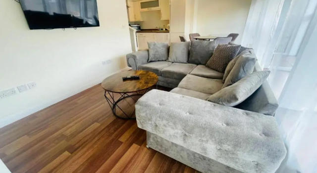 Апартаменты Royal Chambers Serviced Apartments