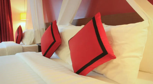 Семейный номер Standard c 1 комнатой с балконом Mekong Angkor Deluxe Hotel
