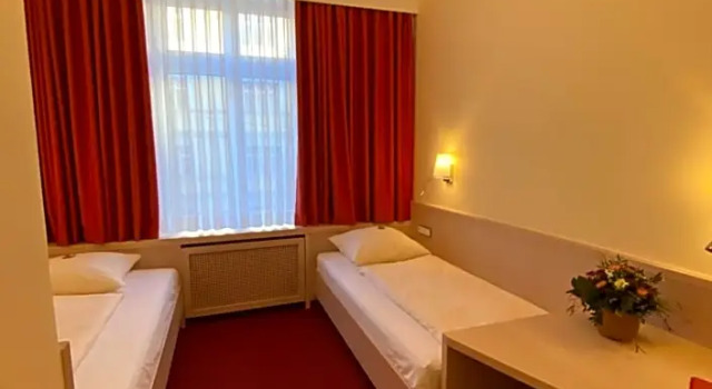 Номер Standard Hotel ADRIA München