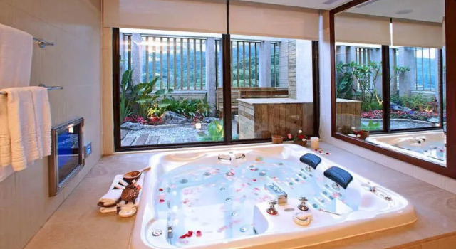 Люкс с видом на сад Norway Forest Tamsui Motel