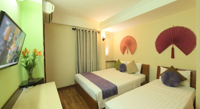 Трёхместный номер Deluxe с видом на озеро Holiday Lakeview Hotel