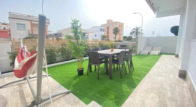 Коттедж SolCavet 2 con jardin y vistas mar (Portaventura)