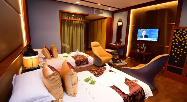 Номер Deluxe с балконом The Hotel Umbra Bagan