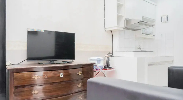 Delightful 2Br at Sky View Apartment Serpong Near BSD, Book Apartment Hotels in South Tangerang with a Pool, Swimming Pool