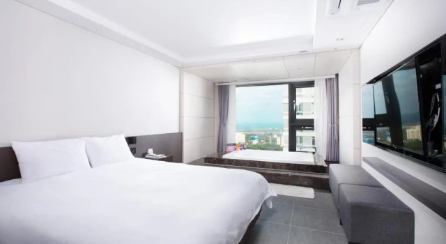 Двухместный номер Deluxe Hotel Air City Jeju