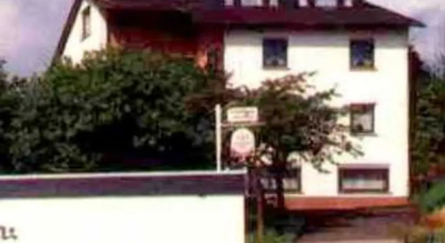 Gast- und Gästehaus Simon, Забронировать Гостевой дом Грайфенштайн земля Гессен