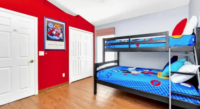 4BR Home w Private Pool Hot tub - Near Disney, Rezerwuj Hotel Kissimmee Kissimmee