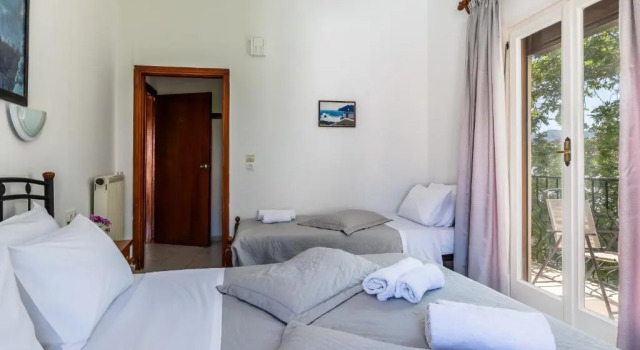 Трёхместный номер Standard Regina Hotel