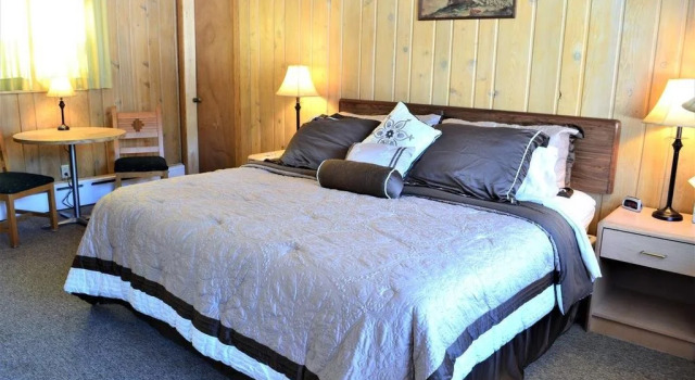 Royal Motel, Забронировать Мотель Мотели Айронвуд, Мотель
