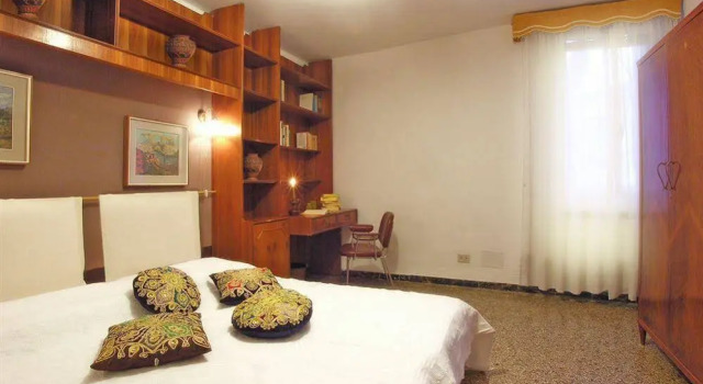 Classic Venice House, Забронировать Отель Кастелло Венеция