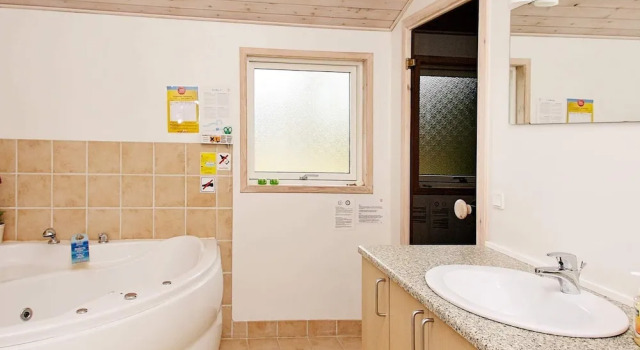 Коттедж 4 Star Holiday Home in Albaek