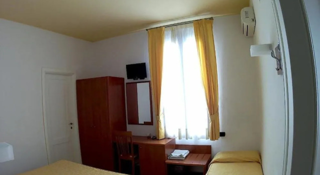 Bed And Breakfast Perla Del Sole, Book Bed and Breakfast Arenella Syracuse Area