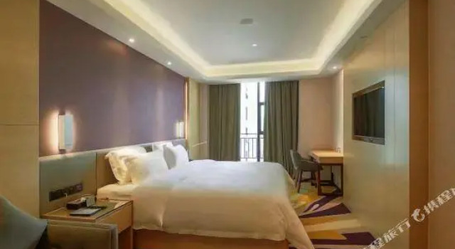 Люкс Lavande Hotel Dongguan Liaobu Center