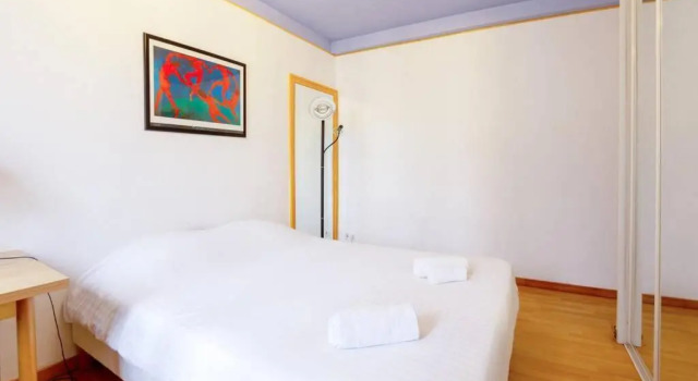 VaZi, Appartement lumineux & spacieux centre-ville, Забронировать Апартаменты/квартира Отели Finistère с парковкой, Парковка