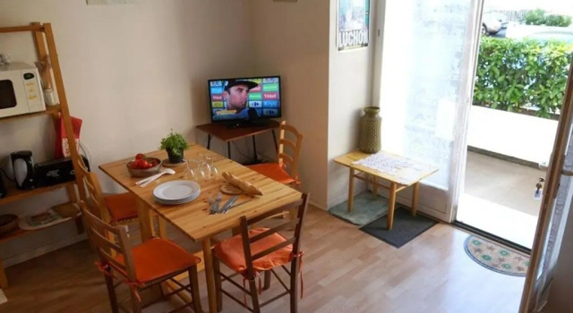 Appartement Bagnères-de-Luchon, 2 pièces, 4 personnes - FR-1-313-152
