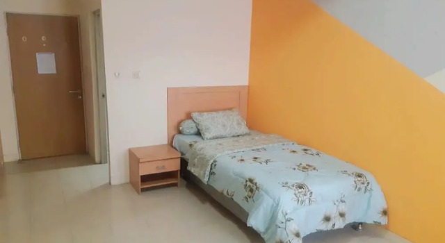 Standard room OYO Life 93383 Wisma Kencana Puteri